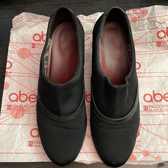 abeo Judith boot 8.5 Black Neutral Arch - Picture 2 of 9